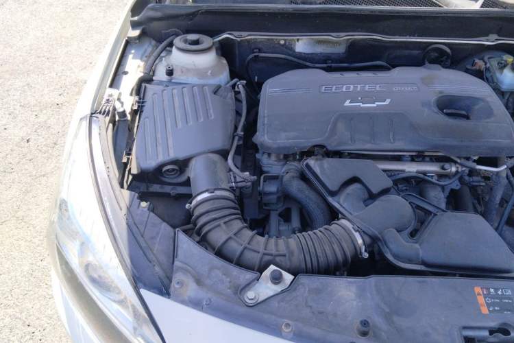 Used Chevrolet Malibu 2014 2.0L Automatic Comfort Edition Engine Bay Right