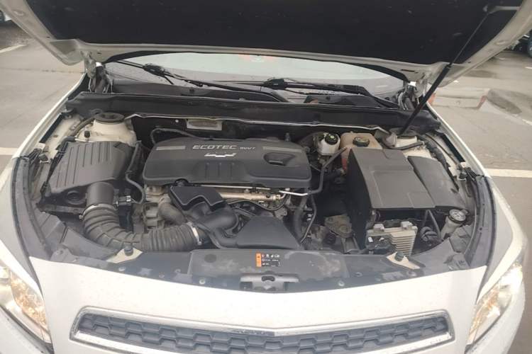 Used Chevrolet Malibu 2014 2.0L Automatic Luxury Edition Engine Bay