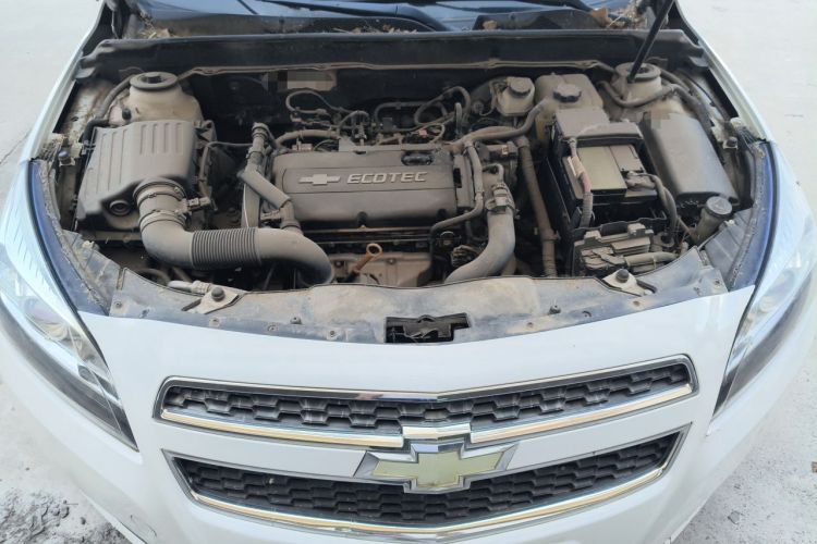Used Chevrolet Malibu 2014 1.6T Automatic Comfort Edition Engine Bay