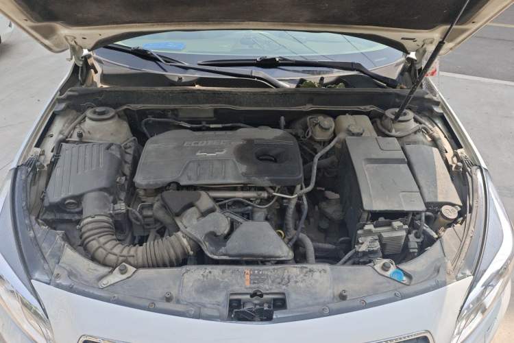 Used Chevrolet Malibu 2014 2.0L Automatic Luxury Edition Engine Bay
