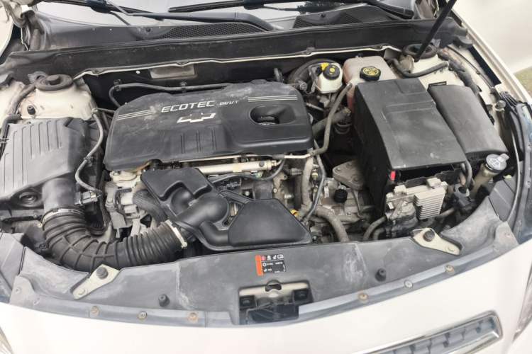 Used Chevrolet Malibu 2014 2.0L Automatic Luxury Edition Engine Bay