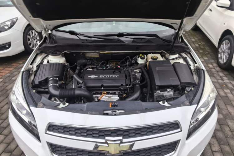 Used Chevrolet Malibu 2014 1.6T Automatic Comfort Edition Engine Bay