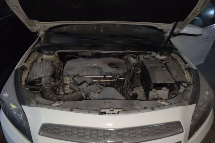 Used Chevrolet Malibu 2014 2.0L Automatic Comfort Edition Engine Bay