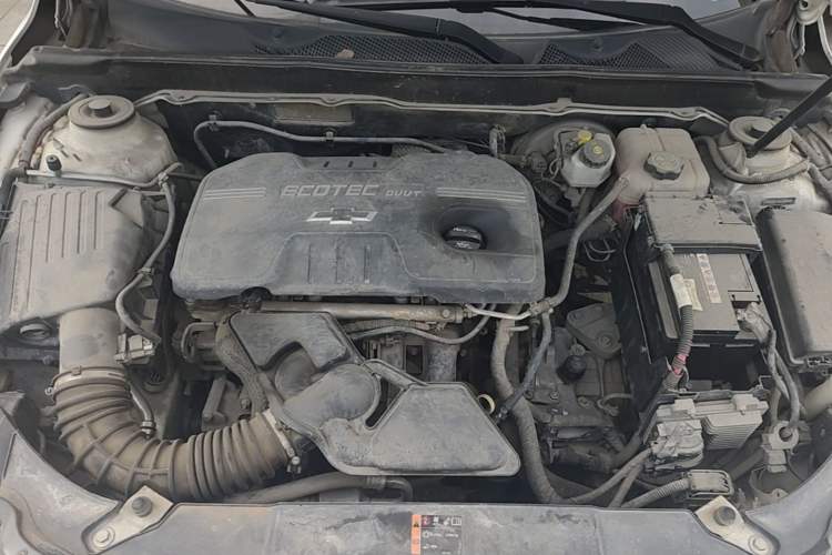 Used Chevrolet Malibu 2014 2.0L Automatic Luxury Edition Engine Bay