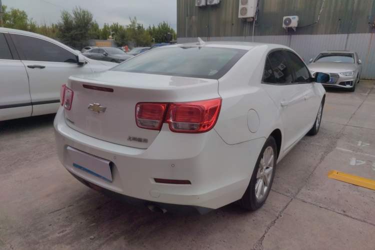Used Chevrolet Malibu 2014 2.0L Automatic Luxury Edition Exterior 1