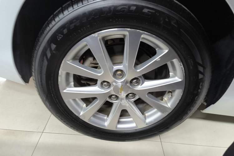 Used Chevrolet Malibu 2014 2.0L Automatic Luxury Edition Exterior 2