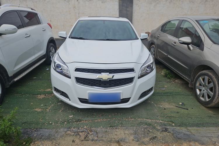 Used Chevrolet Malibu 2014 2.0L Automatic Luxury Edition Exterior 2