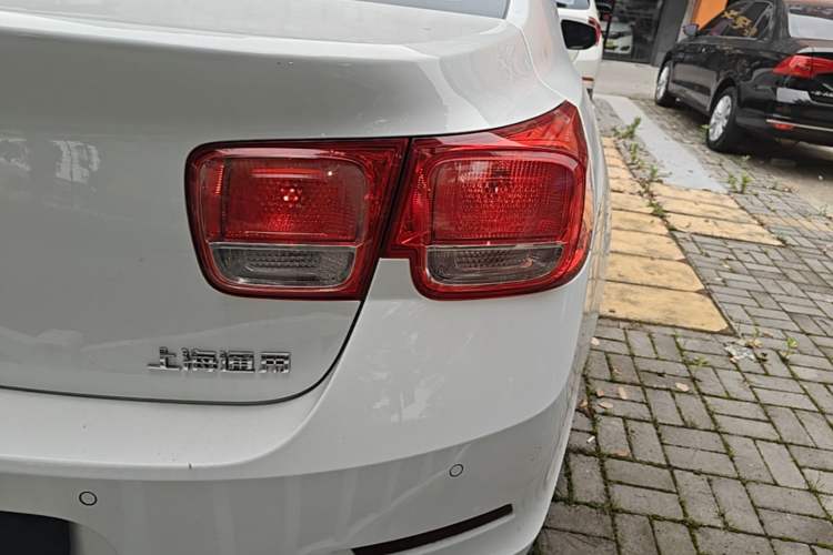 Used Chevrolet Malibu 2014 2.0L Automatic Comfort Edition Exterior 3