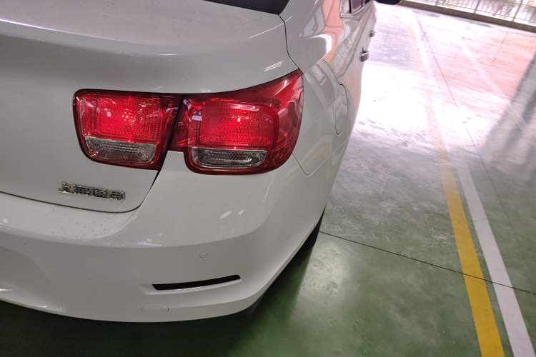 Used Chevrolet Malibu 2014 2.0L Automatic Luxury Edition Exterior 3