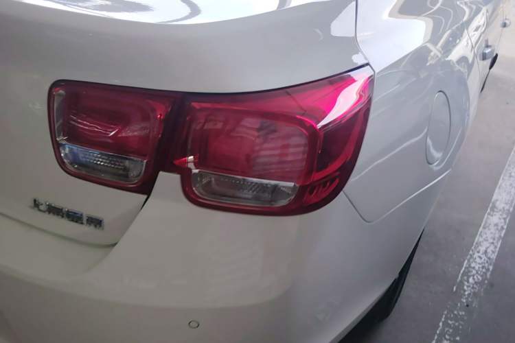 Used Chevrolet Malibu 2014 2.0L Automatic Luxury Edition Exterior 3
