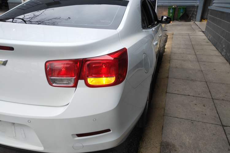 Used Chevrolet Malibu 2014 2.0L Automatic Comfort Edition Exterior 3