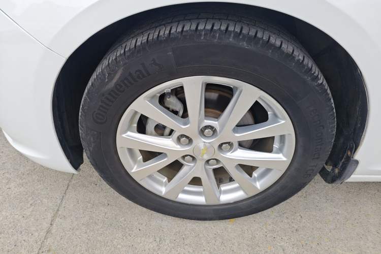 Used Chevrolet Malibu 2014 2.0L Automatic Luxury Edition Exterior 4