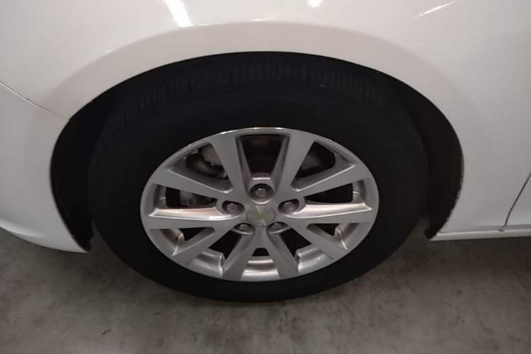 Used Chevrolet Malibu 2014 2.0L Automatic Luxury Edition Exterior 4