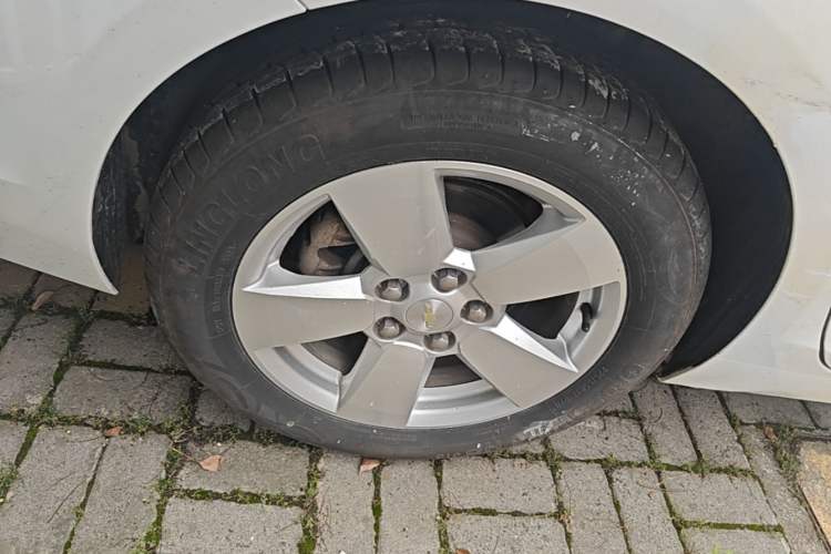 Used Chevrolet Malibu 2014 2.0L Automatic Comfort Edition Exterior 5