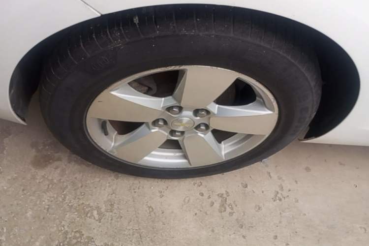 Used Chevrolet Malibu 2014 2.0L Automatic Comfort Edition Exterior 5