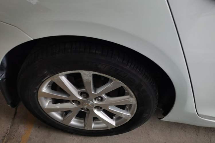 Used Chevrolet Malibu 2014 2.0L Automatic Luxury Edition Exterior 5