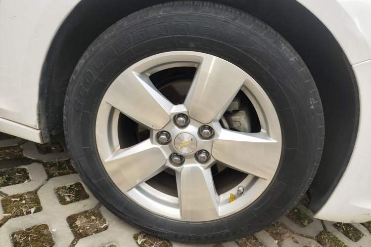 Used Chevrolet Malibu 2014 2.0L Automatic Comfort Edition Exterior 7