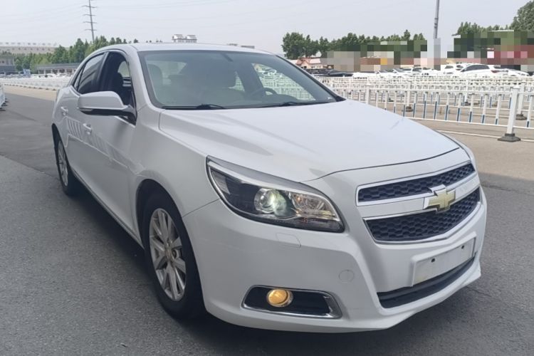 Used Chevrolet Malibu 2014 2.0L Automatic Luxury Edition Front Right 45 Deg