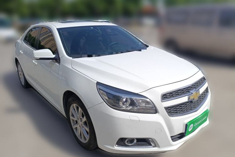 Used Chevrolet Malibu 2014 2.4L Automatic Luxury Edition Front Right 45 Deg