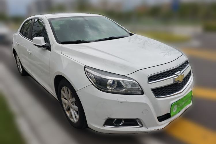 Used Chevrolet Malibu 2014 2.0L Automatic Luxury Edition Front Right 45 Deg