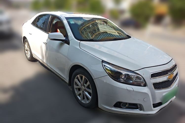 Used Chevrolet Malibu 2014 2.0L Automatic Luxury Edition Front Right 45 Deg