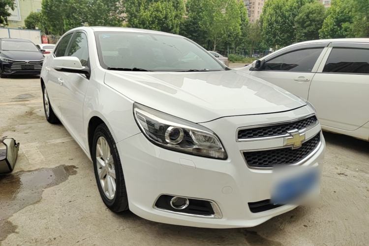 Used Chevrolet Malibu 2014 2.0L Automatic Luxury Edition Front Right 45 Deg