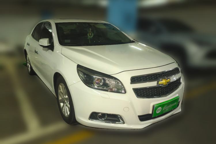 Used Chevrolet Malibu 2014 2.0L Automatic Luxury Edition Front Right 45 Deg