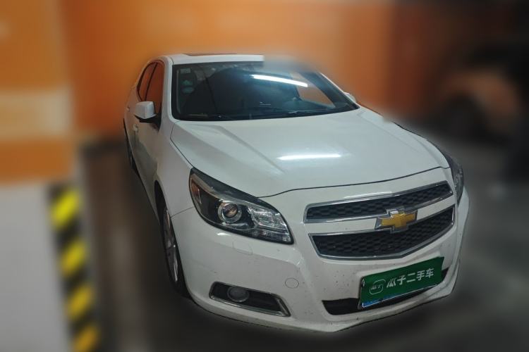 Used Chevrolet Malibu 2014 2.0L Automatic Luxury Edition Front Right 45 Deg