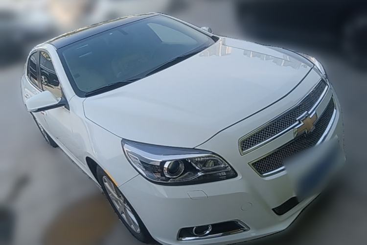 Used Chevrolet Malibu 2014 2.0L Automatic Luxury Edition Front Right 45 Deg