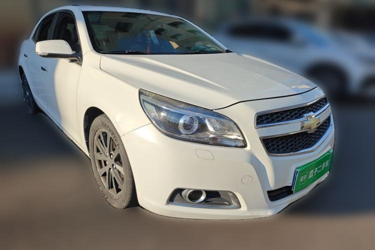 Used Chevrolet Malibu 2014 2.0L Automatic Luxury Edition Front Right 45 Deg