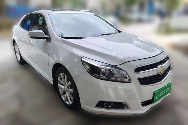 Used Chevrolet Malibu 2014 2.0L Automatic Luxury Edition Front Right 45 Deg