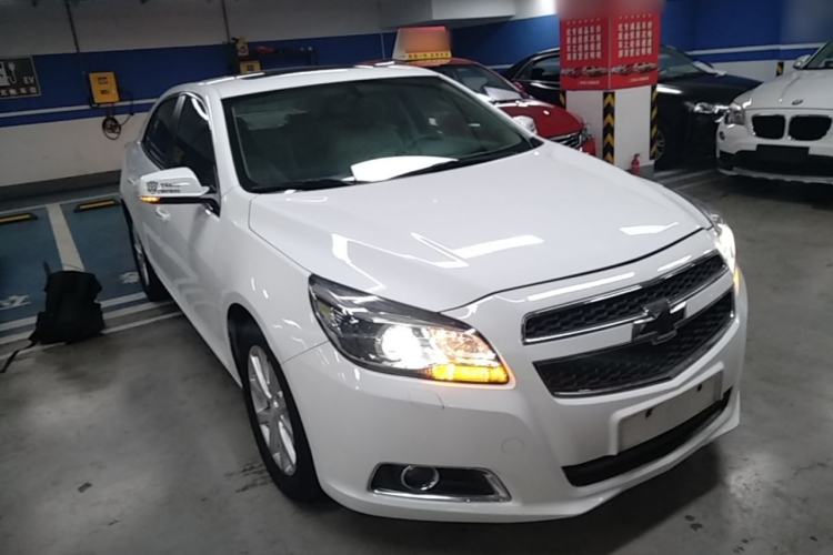 Used Chevrolet Malibu 2014 2.0L Automatic Luxury Edition Front Right 45 Deg