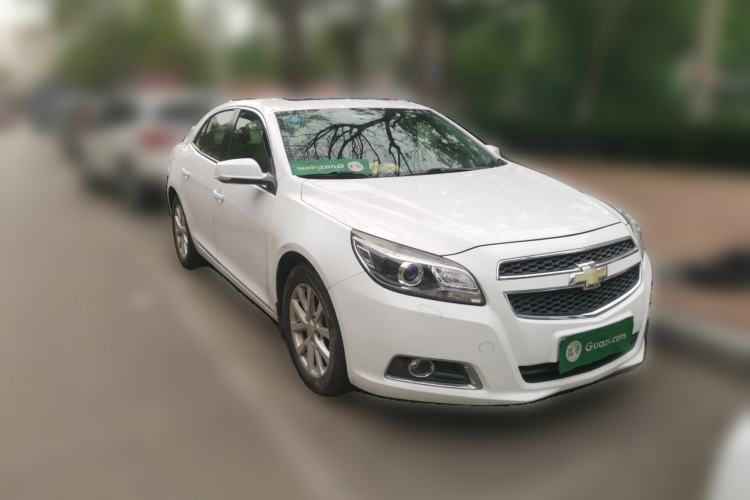 Used Chevrolet Malibu 2014 2.0L Automatic Luxury Edition Front Right 45 Deg