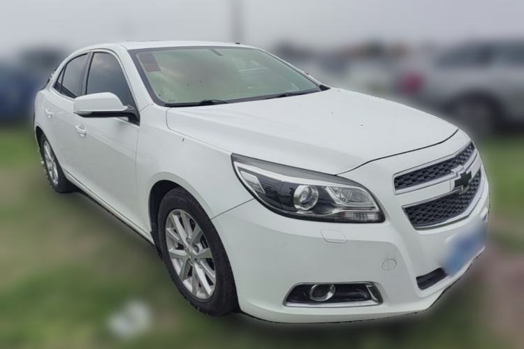 Used Chevrolet Malibu 2014 2.0L Automatic Luxury Edition Front Right 45 Deg