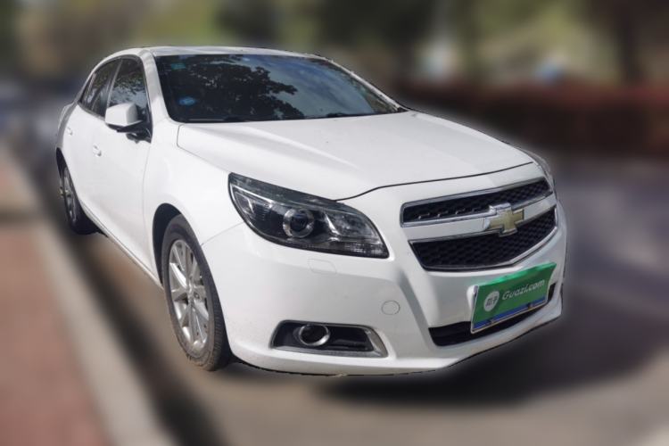 Used Chevrolet Malibu 2014 2.0L Automatic Luxury Edition Front Right 45 Deg