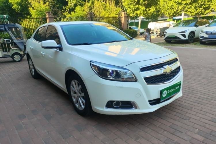 Used Chevrolet Malibu 2014 2.0L Automatic Luxury Edition Front Right 45 Deg