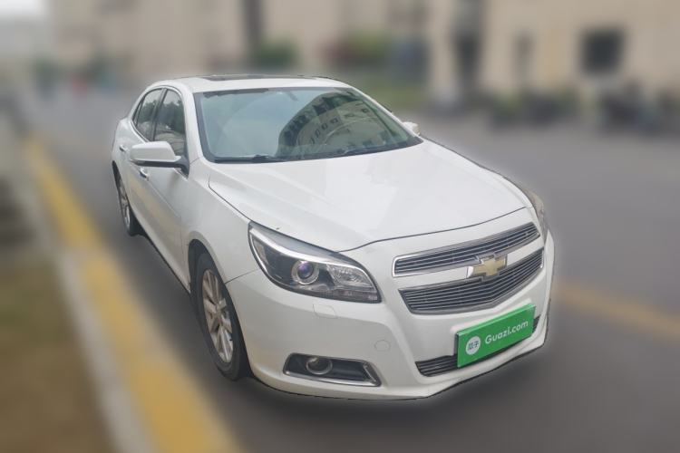 Used Chevrolet Malibu 2014 2.0L Automatic Luxury Edition Front Right 45 Deg