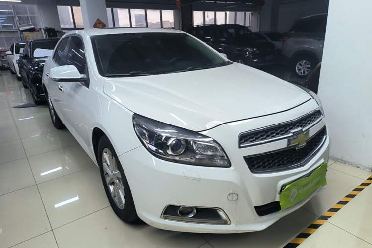 Used Chevrolet Malibu 2014 2.4L Automatic Flagship Edition Front Right 45 Deg