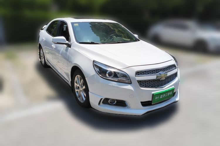 Used Chevrolet Malibu 2014 2.0L Automatic Luxury Edition Front Right 45 Deg