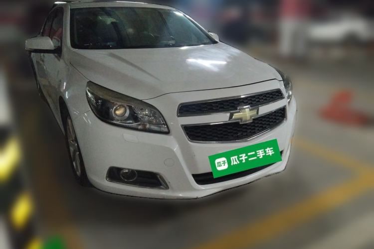 Used Chevrolet Malibu 2014 2.4L Automatic Luxury Edition Front Right 45 Deg