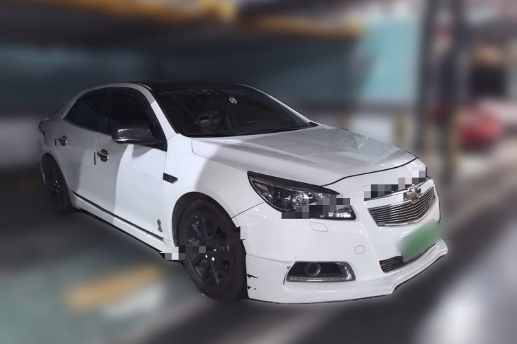 Used Chevrolet Malibu 2014 2.0L Automatic Luxury Edition Front Right 45 Deg