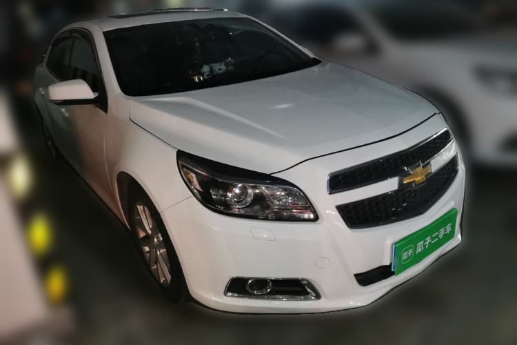 Used Chevrolet Malibu 2014 2.4L Automatic Luxury Edition Front Right 45 Deg