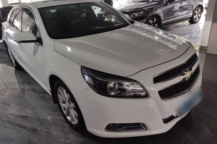 Used Chevrolet Malibu 2014 2.0L Automatic Luxury Edition Front Right 45 Deg