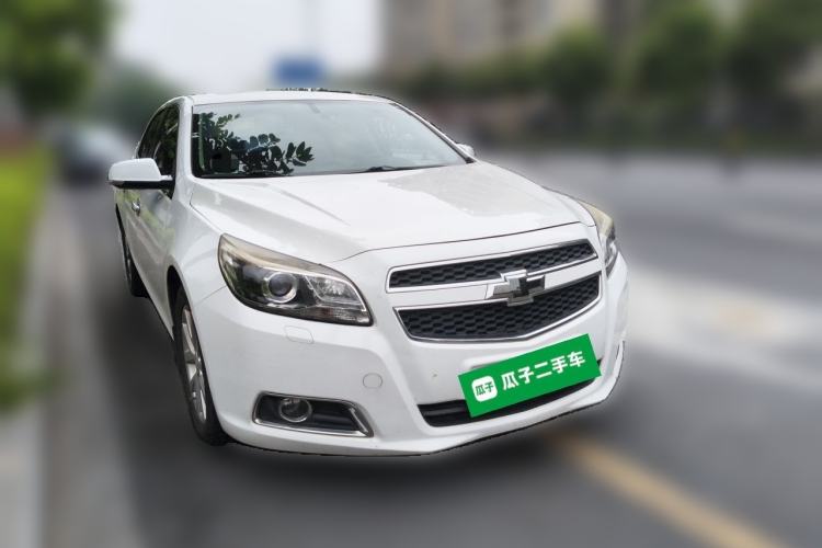 Used Chevrolet Malibu 2014 2.0L Automatic Luxury Edition Front Right 45 Deg