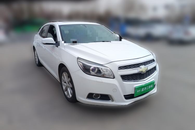Used Chevrolet Malibu 2014 2.4L Automatic Luxury Edition Front Right 45 Deg