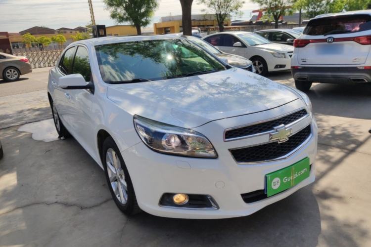 Used Chevrolet Malibu 2014 2.0L Automatic Luxury Edition Front Right 45 Deg