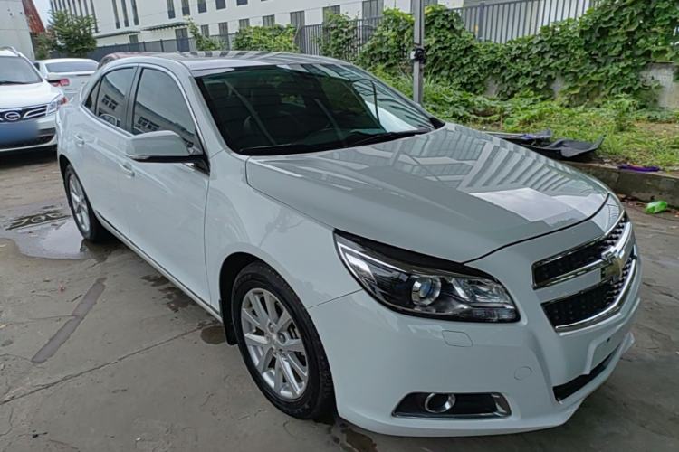 Used Chevrolet Malibu 2014 2.0L Automatic Luxury Edition Front Right 45 Deg
