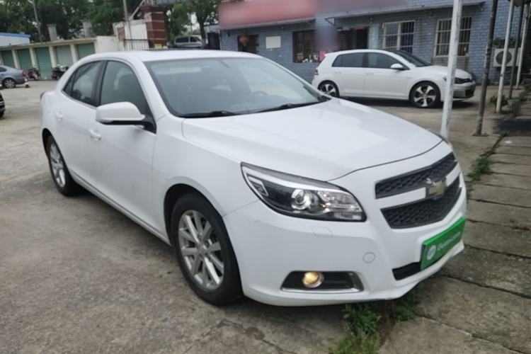 Used Chevrolet Malibu 2014 2.0L Automatic Luxury Edition Front Right 45 Deg
