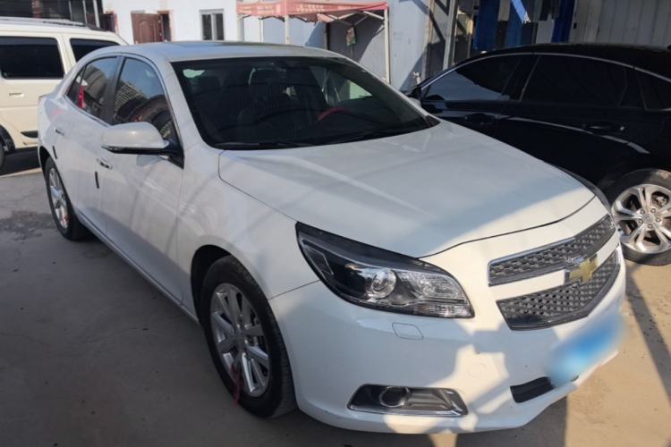 Used Chevrolet Malibu 2014 2.0L Automatic Luxury Edition Front Right 45 Deg