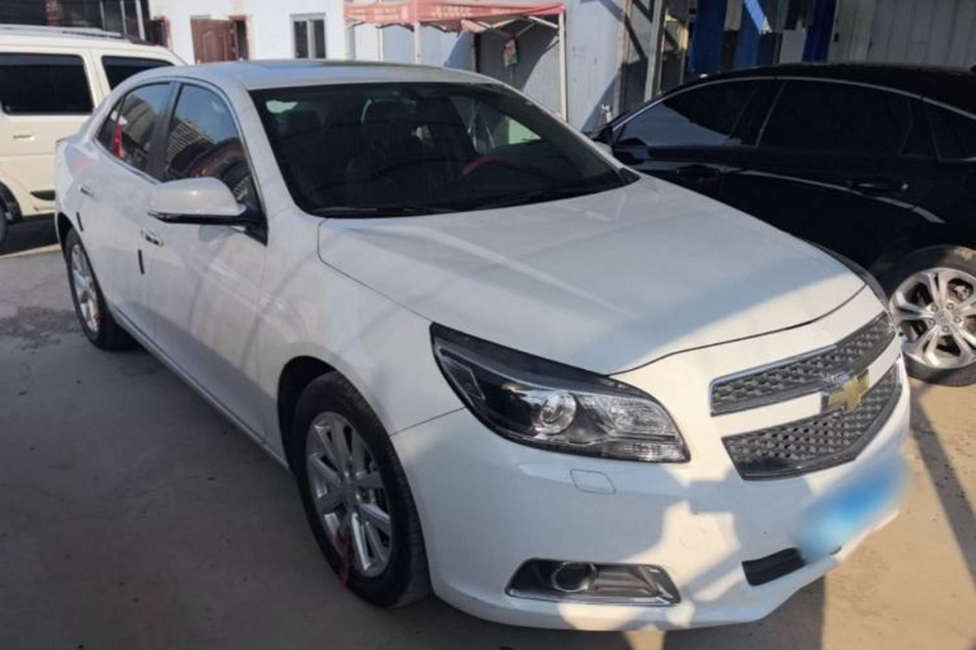 Used Chevrolet Malibu 2014 2.0L Automatic Luxury Edition Front Right 45 Deg